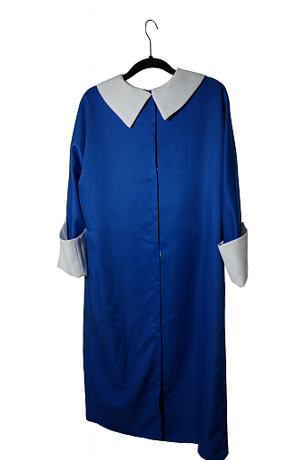 Женское платье из костюмной ткани белые манжеты белый воротник